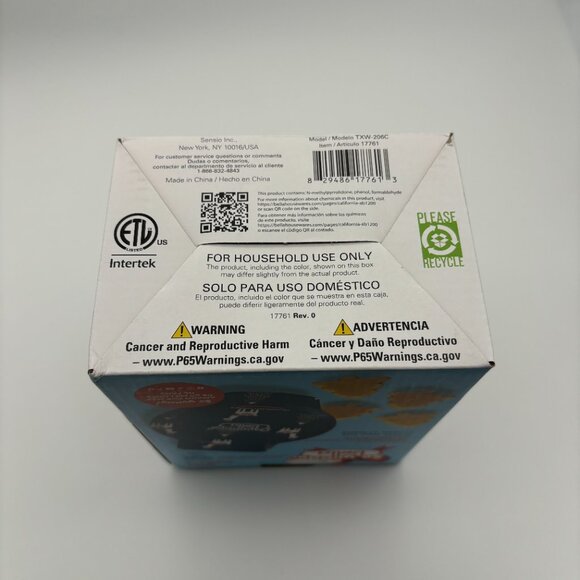 So Yummy by bella Mini Dunker Waffle Maker, Christmas Holiday Llama NEW - Picture 3 of 3